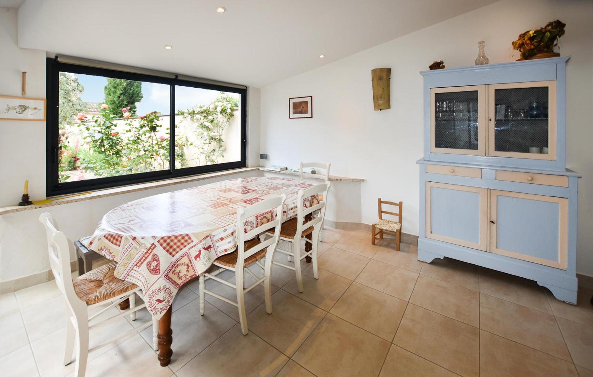 2 Bedroom Gorgeous Home In Villes-Sur-Auzon Exteriér fotografie