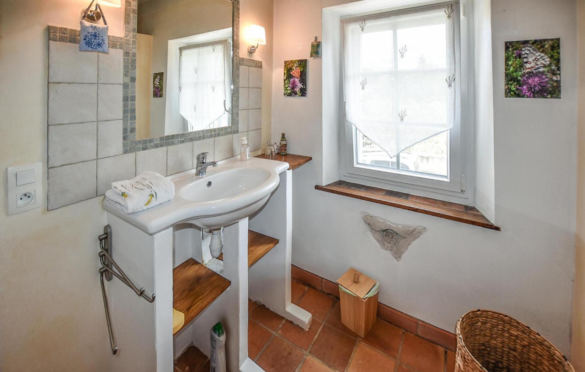 2 Bedroom Gorgeous Home In Villes-Sur-Auzon Exteriér fotografie