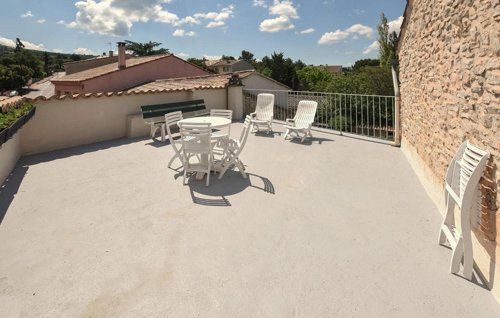 2 Bedroom Gorgeous Home In Villes-Sur-Auzon Exteriér fotografie
